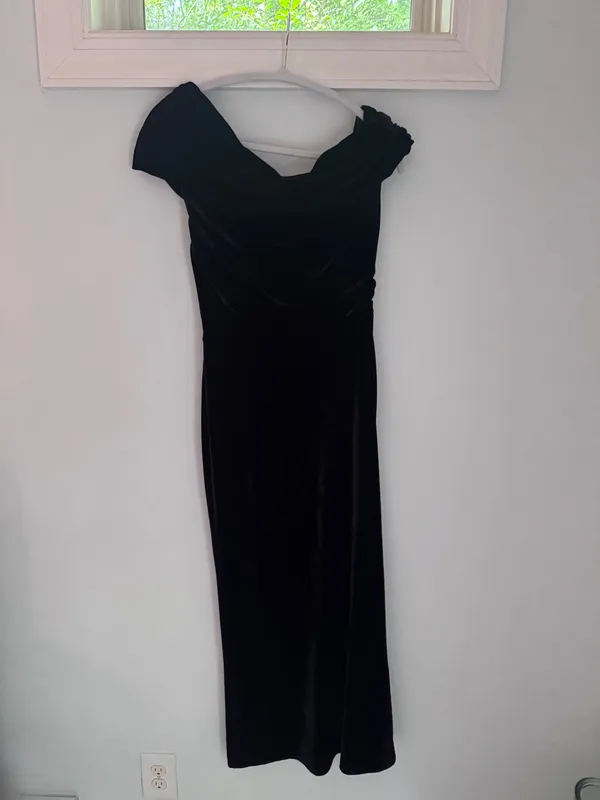 REVOLVE Maxi Dress - Image 3
