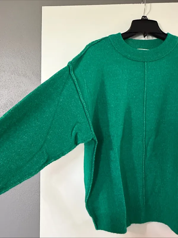 Women's Emerald Green Crewneck Sweater Size M - Image 3