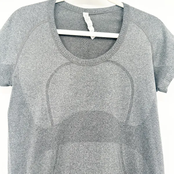 Lululemon Womens Swiftly Tech‎ Short Sleeve Crew Athletic Running Top Size 10 - Image 4