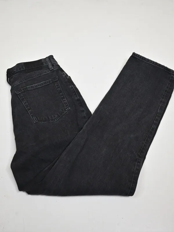 Abercrombie & Fitch Women's 30/10 The 90's Straight Ultra High Rise Jean Black - Image 3