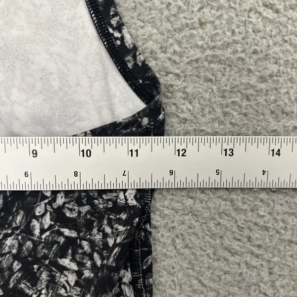 Lululemon‎ Cool Racerback Tank Top Shorter Length Blossom Overlay Women's 2 - Image 4