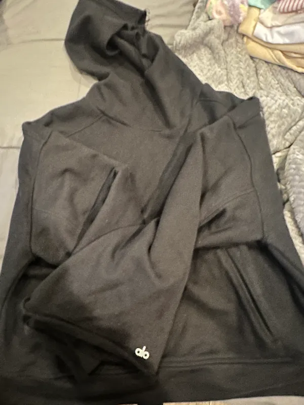 ALO black hoodie - Image 5