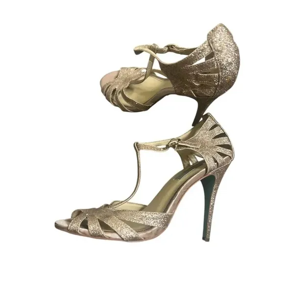 ✨Betsey Blue Tee Strappy Sz 7.5 Heel In Champagne✨ - Image 5