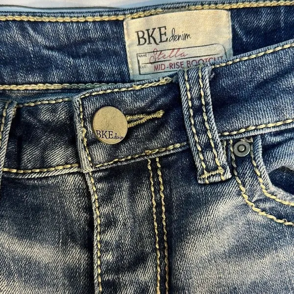 BKE Jean Short Cut-Offs Waist: 26 inches - Image 6