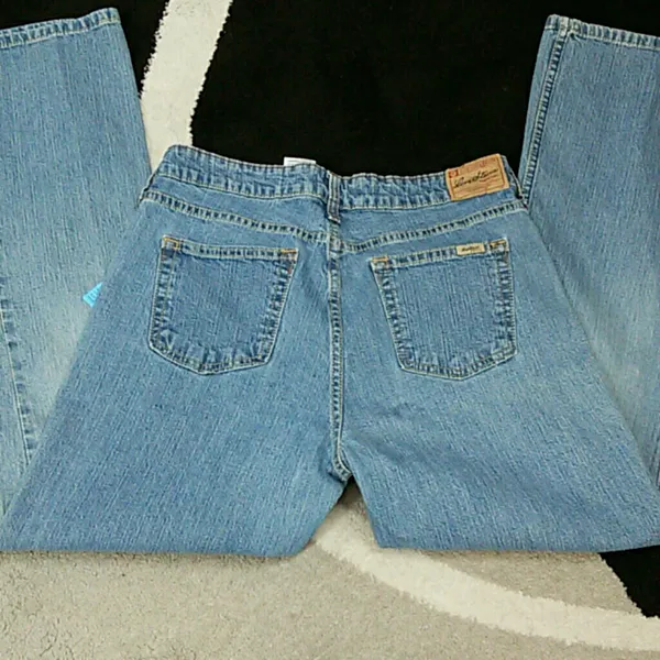 Levi's Ladies Boot cut Jeans - Image 4