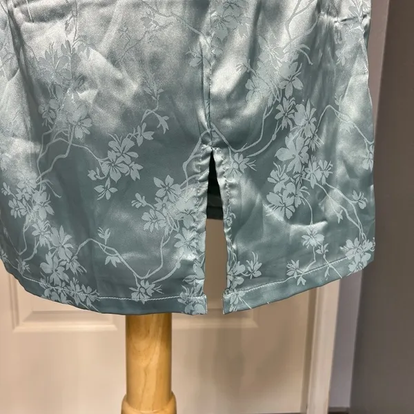 Francesca’s Blue Rain‎ Floral Embossed Satin Mini Skirt - Image 5