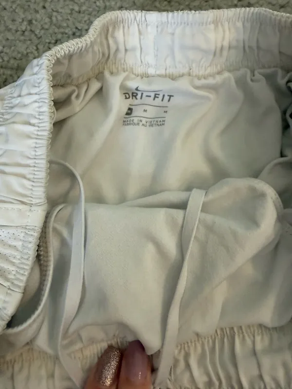 Nike Dri-Fit Shorts Running - Image 2