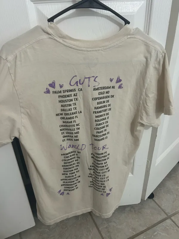 olivia rodrigo guts tour white shirt - Image 3