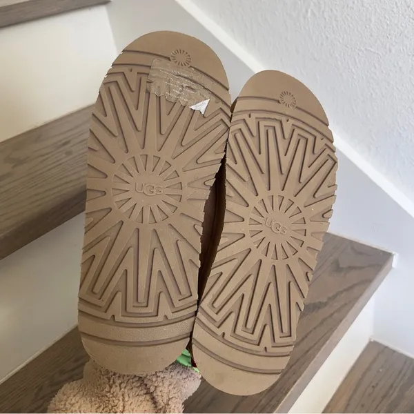 UGG Tazz II Platform Slip On Slippers in Chestnut Brown NWOB - Image 7