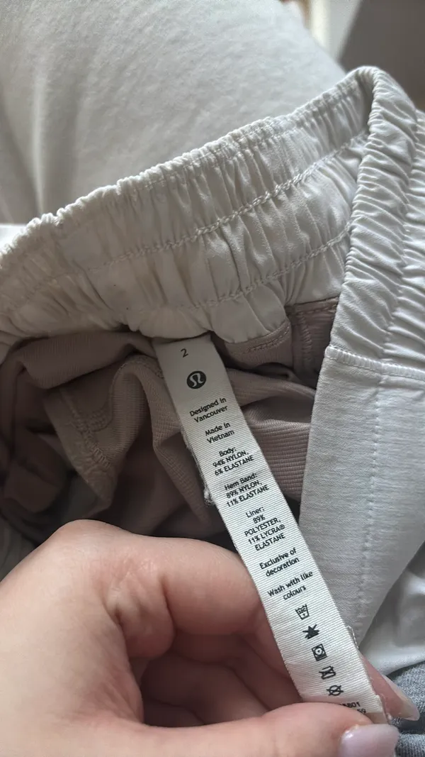 White Lululemon Hotty Hot Shorts 2.5" - Image 3