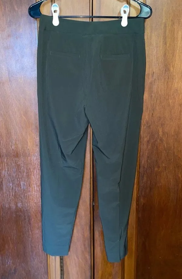 Banana Republic Green Trousers - Image 2