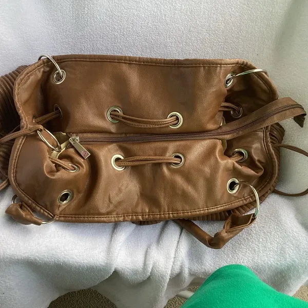Club Aldo Faux Leather Bucket Bag - Image 4