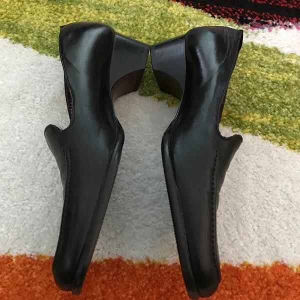 Cole Haan City black leather low heeled loafers 7B - Image 2