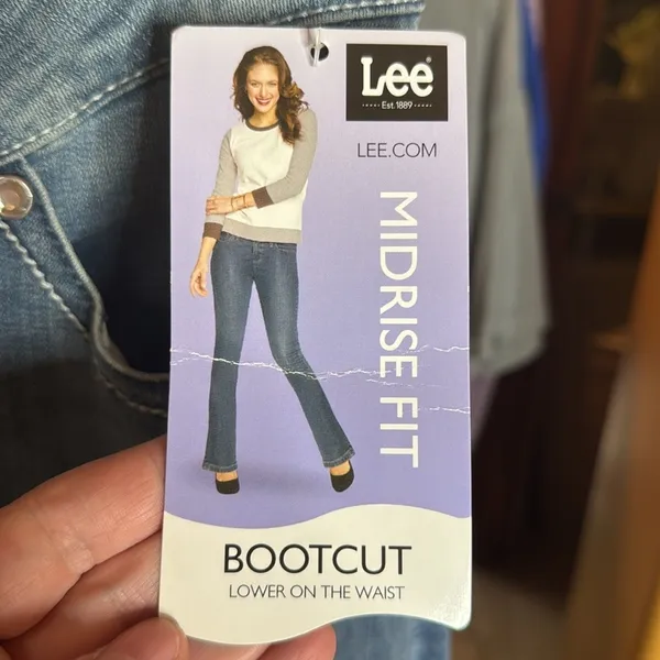 NWT Lee Houston Bootcut Midrise Fit Flex Motion Jeans Size 10 Medium - Image 2