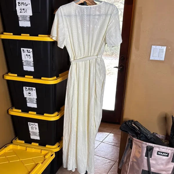 NWOT Carly Jean Los Angeles Butter Yellow Embroidered Maxi Wrap Dress XL Boho - Image 10