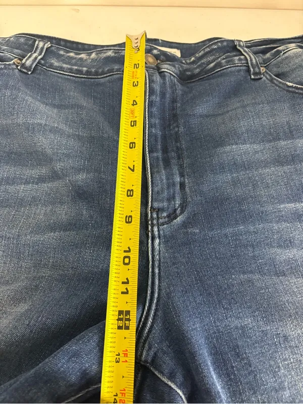 KANCAN Maurice’s Plus Size 24 Medium Wash Distressed Jeans EUC Blue - Image 8