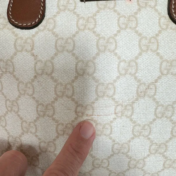 Gucci Cream and Brown Tote Bag with Signature GG Monogram - Image 3