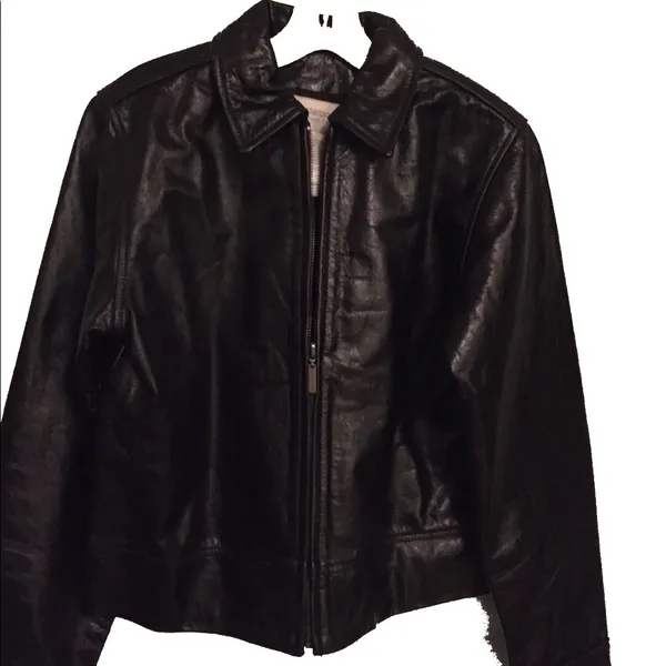 Liz Claiborne Leather Jacket. BNWOT. Mint! Sz P. - Image 3