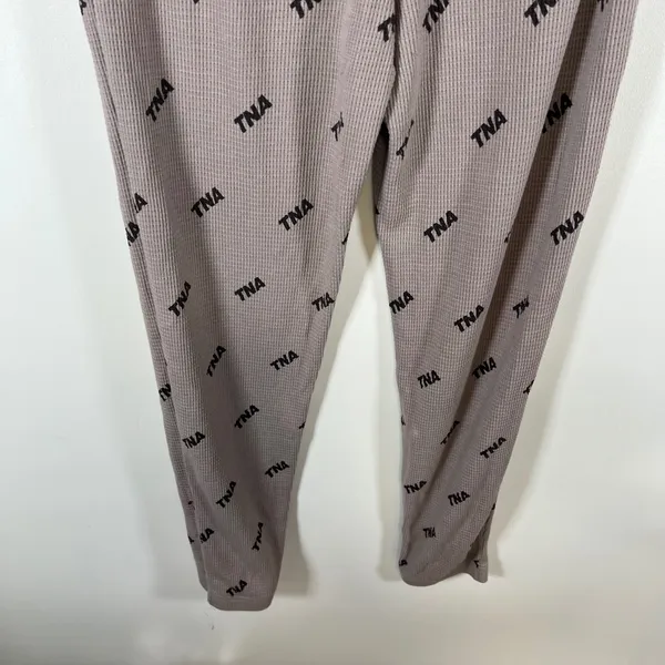 TNA Aritzia Waffle Knit Joggers Mauve Taupe Logo Print Thermal Lounge Pants Sz M - Image 7