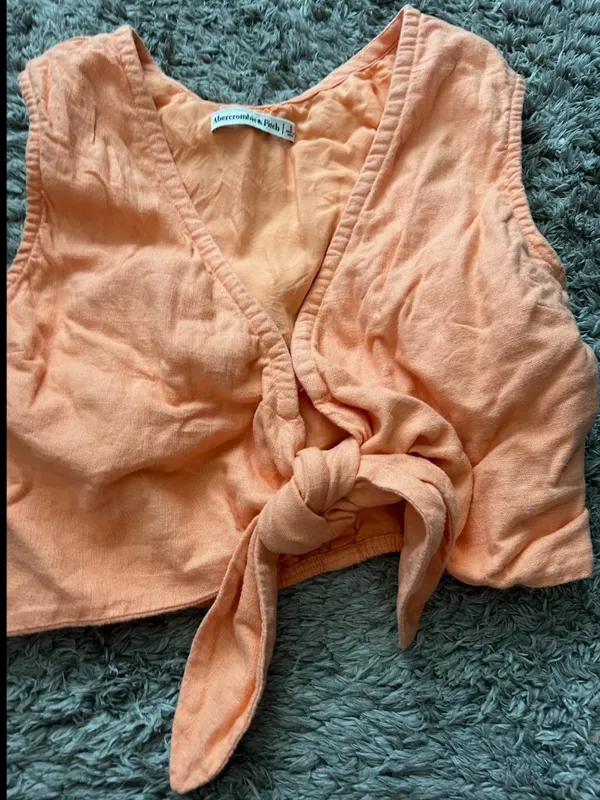Abercrombie and fitch tied wrap crop top size S - Image 2