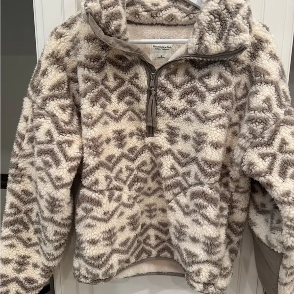 Abercrombie & Fitch Sherpa Half Zip Pullover Aztec Print Gray Hoodie M - Image 2