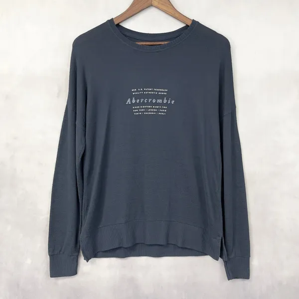Abercrombie‎ Fitch Graphic Knit Top Women Medium Lightweight Textured Cozy Indie - Image 10