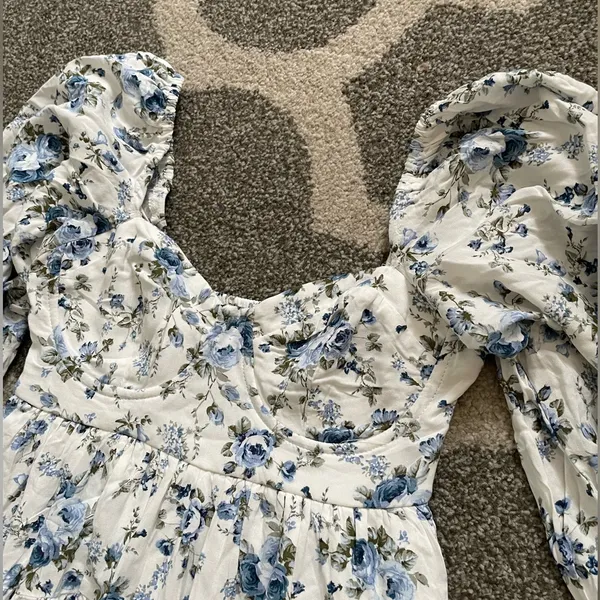 Altard state blue and white floral mini dress 💙🤍 women’s XXS long sleeve - Image 4