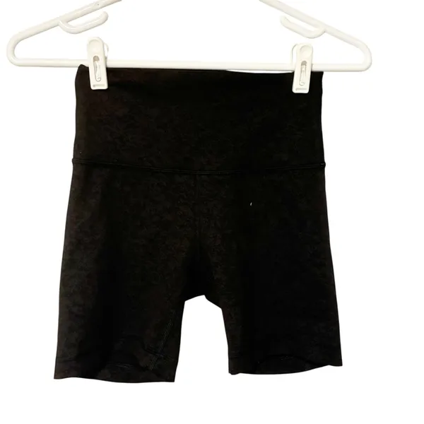 Lululemon Size 4 Wunder Train High-Rise Short 6"‎ Blaze Black Athletic - Image 2