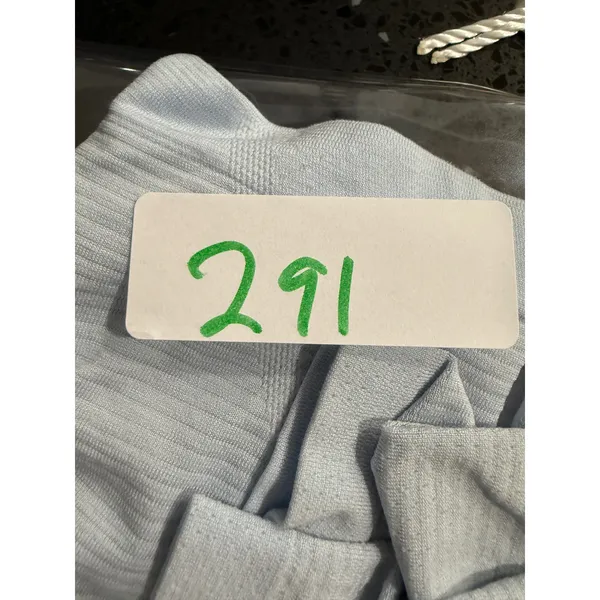 Lululemon Swiftly Tech Short Sleeve crop Light Blue Size‎ 6 flaw - Image 7