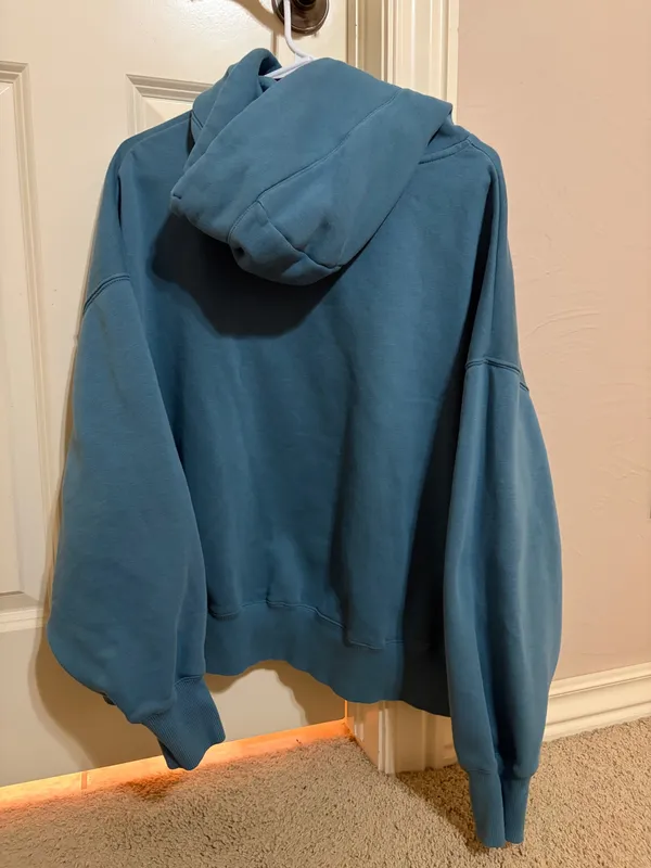 Nike Cropped Teal Hoodie Pullover Long Sleeve - Image 3