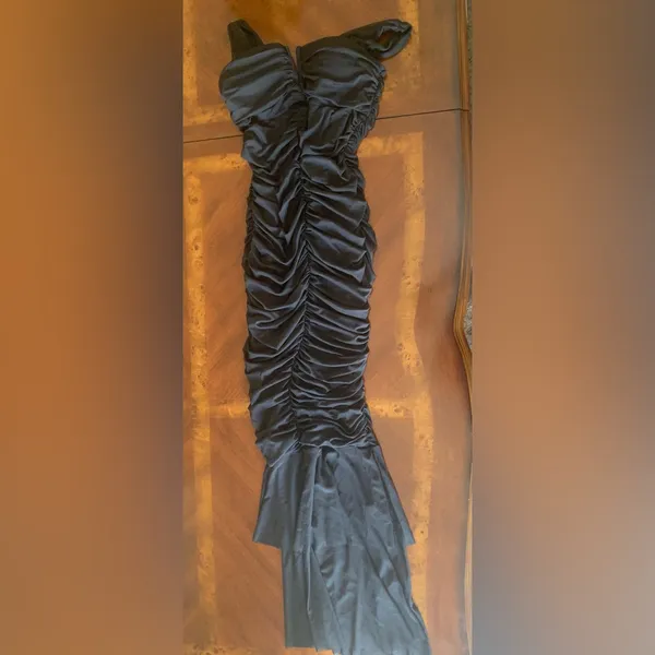 Black Mermaid Gown (M) Size M - Image 6
