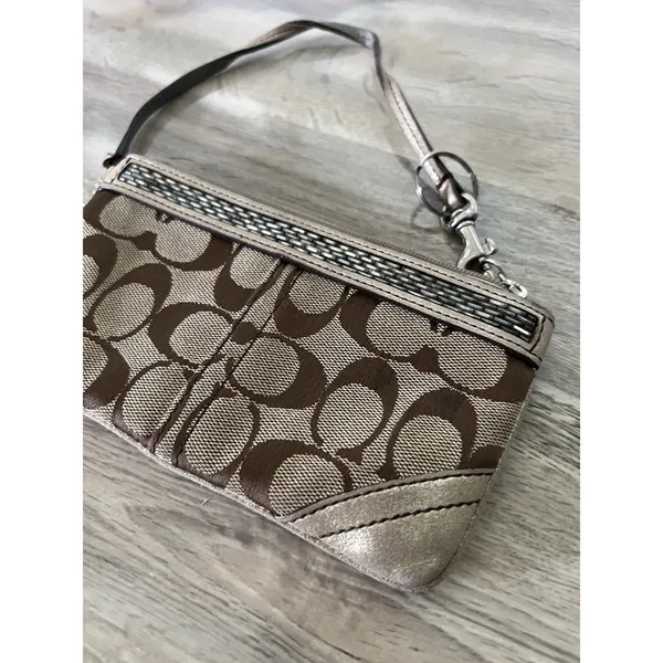 AUTHENTIC COACH KHAKI SIGNATURE AND BROWN SUEDE BEADED WRISTLET wallet Pouch - Image 2