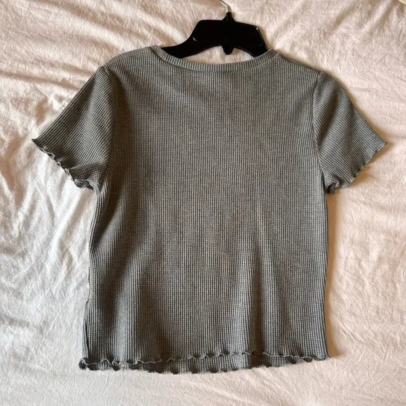Grey wild fab shirt Size M - Image 2