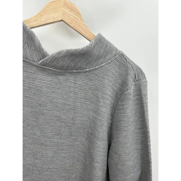 D&Co Active Grey Long‎ Sleeve Crossover Neck Sweatshirt Womens XL Pullover - Image 4