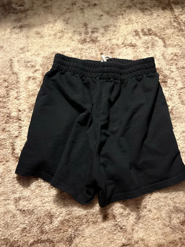 Black short Size XS - Image 2