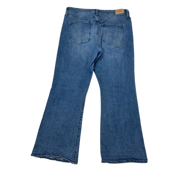 RSQ Flare Leg Jeans Medium Wash Y2K 90s Style Bootcut Denim Women's‎ Size 33 - Image 2