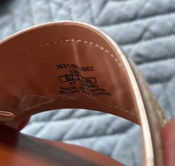 Sandals Size 7 - Image 6
