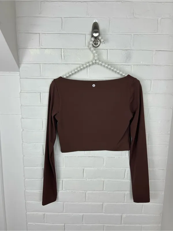 Victoria’s Secret Brown Padded Long Sleeve Cropped Workout Top - Image 6