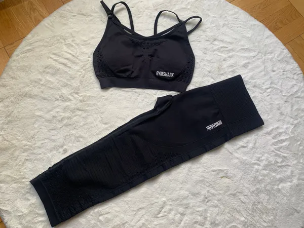 Gymshark Energy Cropped Legging And Sports Bra - Image 2