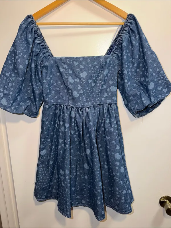 Avec Les Filles Heart Print Denim Mini Dress Bow Back Puff Sleeve XS $149 - Image 3