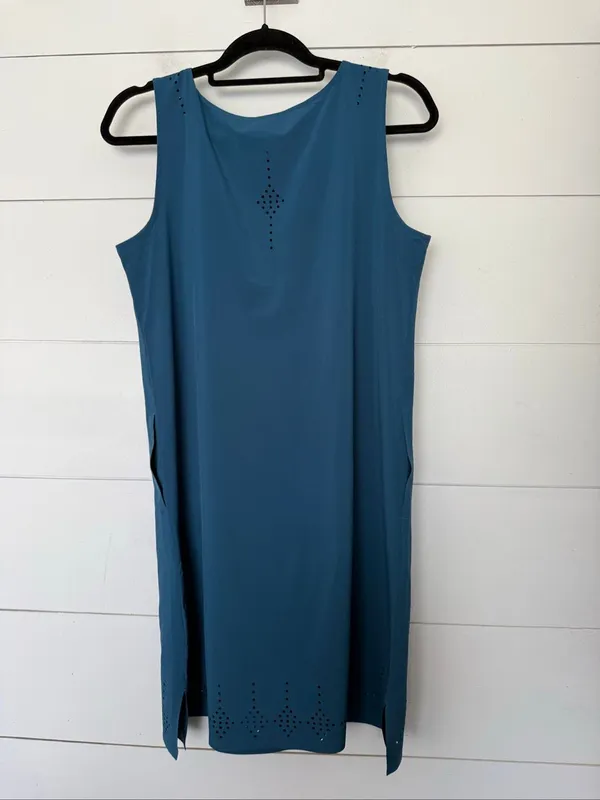 Title Nine Women’s Medium Blue Green Laser Cut Knee Length Dress Athletic - Image 4