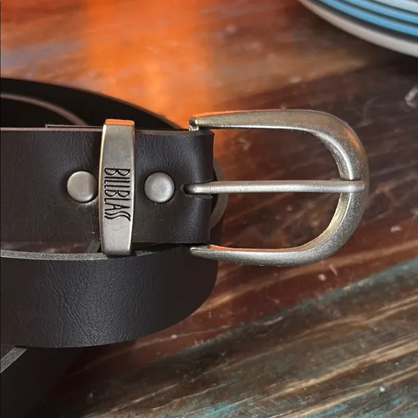 Bill Blass Woman’s Brown Leather Belt - Image 2