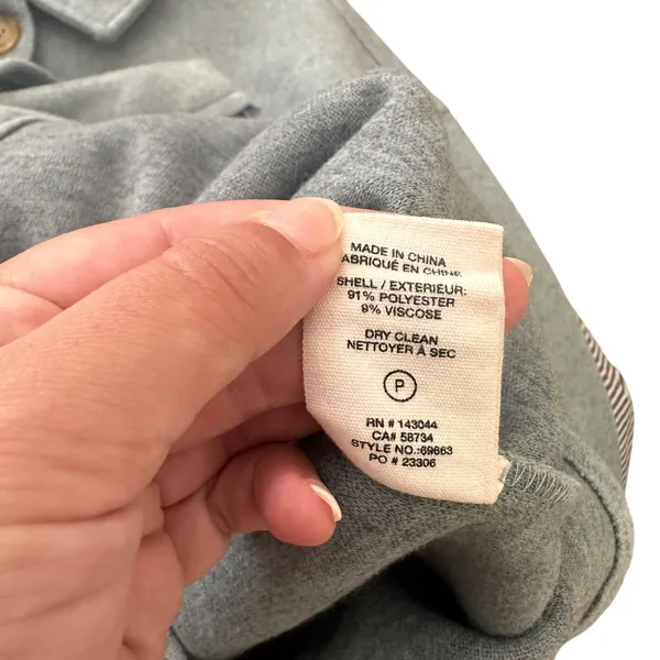 AVEC LES FILLES Buttoned Shacket Light Blue‎ NWOT Sz Small - Image 4