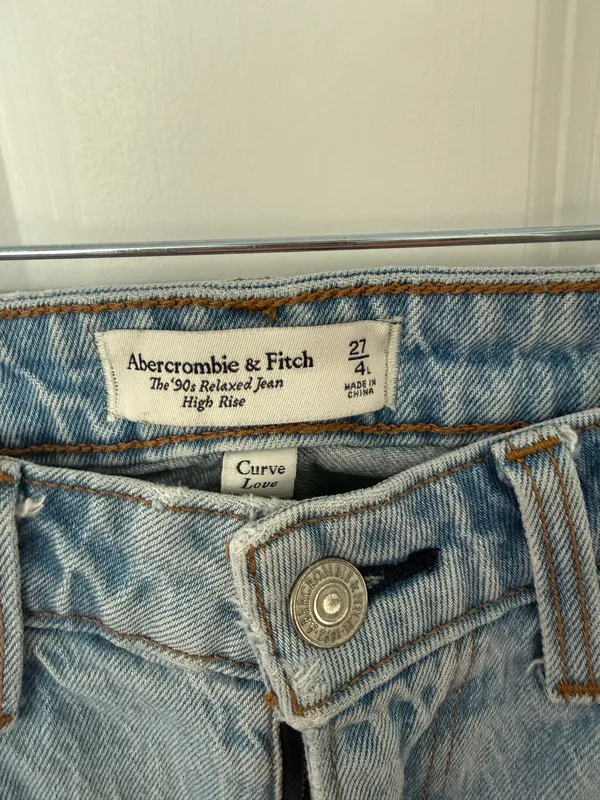 Abercrombie & Fitch The 90s Relaxed Jean - Image 3