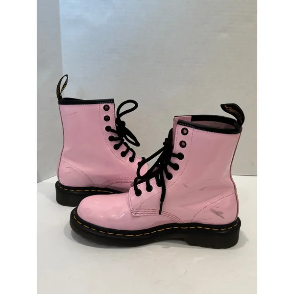 Dr. Martens 1460 Boot Womens Size 6 Pink Patent Leather 8-Eye Lace Up‎ Combat - Image 4