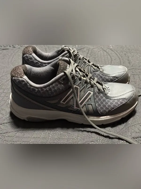 New Balance 847v2 Women's Gray Walking Shoes Size 7.5 US - Image 4