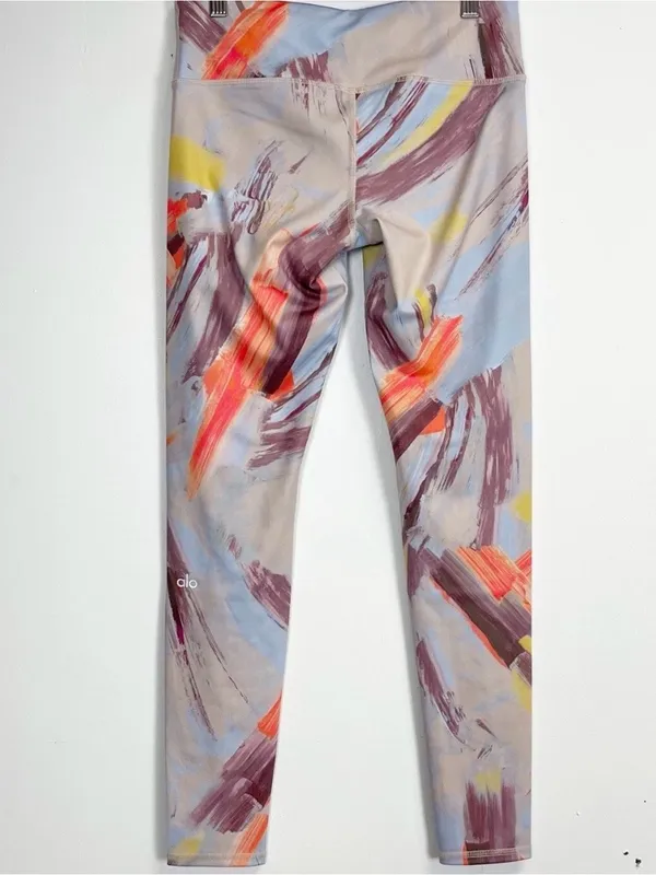 Alo Yoga Abstract Brushstroke High-Waist Leggings - Multicolor - Image 2