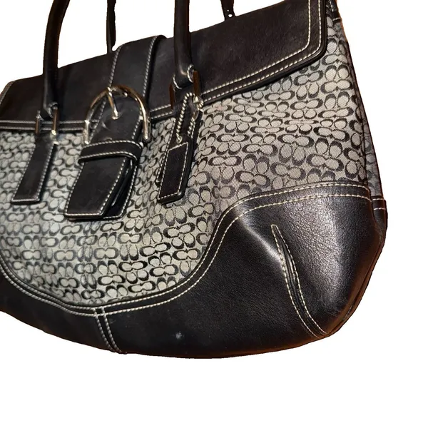 Vintage Soho Coach Signature Demi Buckle Flap Shoulder Bag 6388 Charcoal Black - Image 2