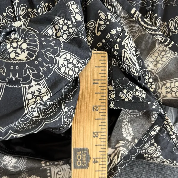 FP Movement Free People Bandana Paisley Running Athletic Shorts Black Cream L - Image 8