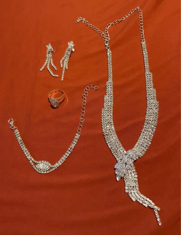 & Other Stories Silver Crystal Necklace, Earrings & Bracelet Jewelry Set(Fashion Jewelry) - Image 2